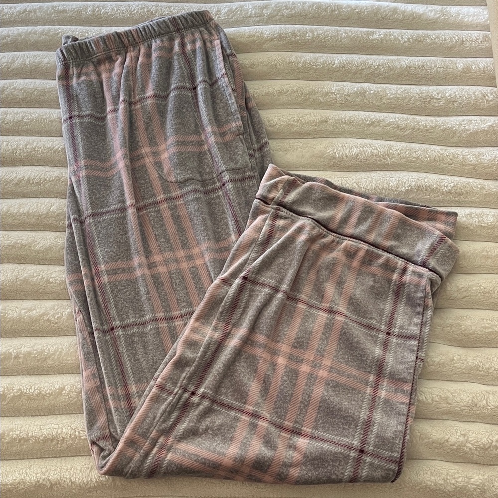 Joyspun Plaid Pajama Lounge Pants!
